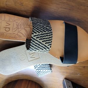 dv dolce vita leather ladies sandals